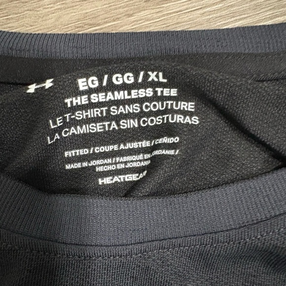 Under Armour Men's Charcoal Long Sleeve Tee - Picture 2 of 5